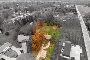 4529-4533 Camelot Cir, Uniontown, OH 44685 - Photo 2