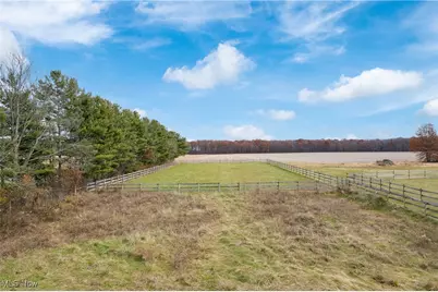 2941 Vandemark Road, Litchfield, OH 44253 - Photo 32