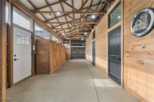 2941 Vandemark Rd, Litchfield, OH 44253 - Photo 4