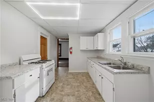 606 Brown St, Akron, OH 44311 - Photo 10