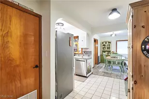 1819 Grant Ave, Cuyahoga Falls, OH 44223 - Photo 20