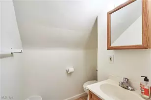 1819 Grant Ave, Cuyahoga Falls, OH 44223 - Photo 12