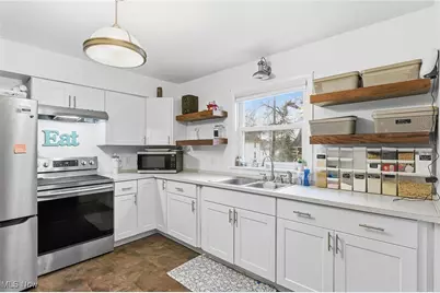 123 Ferris Avenue, Chardon, OH 44024 - Photo 4