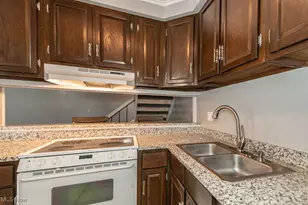 7282 Trotter Ln, Mentor, OH 44060 - Photo 10