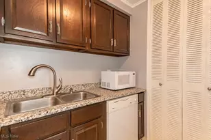 7282 Trotter Ln, Mentor, OH 44060 - Photo 12