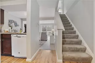 3860 Lake Run Blvd, Stow, OH 44224 - Photo 4