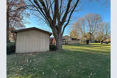 7606 Woodcrest Avenue NE, Canton, OH 44721 - Photo 6