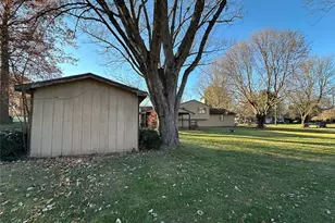 7606 Woodcrest Ave NE, Canton, OH 44721 - Photo 6