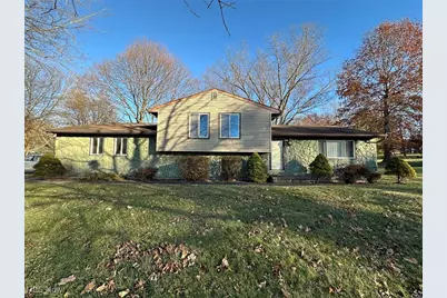 7606 Woodcrest Avenue NE, Canton, OH 44721 - Photo 1