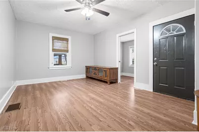 710 N Freedom Avenue, Alliance, OH 44601 - Photo 4