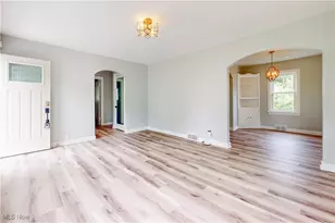 2717 Cleveland Ave, Steubenville, OH 43952 - Photo 8