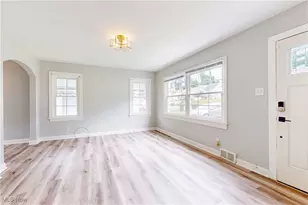 2717 Cleveland Ave, Steubenville, OH 43952 - Photo 6