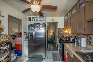 24910 Ridgeline Dr, Huber Heights, OH 44146 - Photo 8