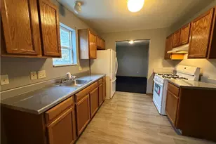 4154 E 95th St, Loveland, OH 44105 - Photo 2