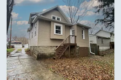 93 NW 22nd Street NW, Barberton, OH 44203 - Photo 2