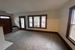 93 NW 22nd Street NW, Barberton, OH 44203 - Photo 8