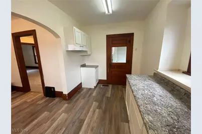 93 NW 22nd Street NW, Barberton, OH 44203 - Photo 14