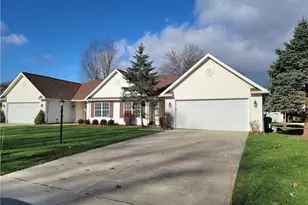 3522 Castaway Cove, Aurora, OH 44202 - Photo 2