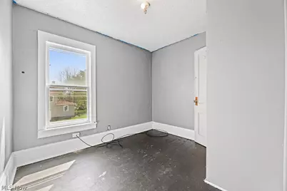 955 E Summit Street, Alliance, OH 44601 - Photo 16