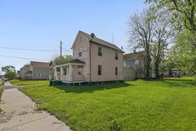 955 E Summit Street, Alliance, OH 44601 - Photo 40