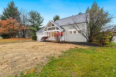 20930 Mastick Road, Fairview Park, OH 44126 - Photo 4