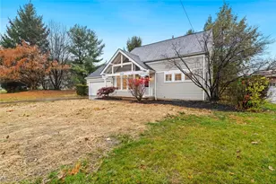 20930 Mastick Rd, Fairview Park, OH 44126 - Photo 4