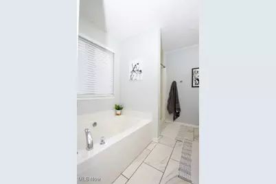 6473 Saint Leger Avenue NE, Canton, OH 44721 - Photo 36