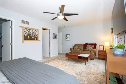 6473 Saint Leger Avenue NE, Canton, OH 44721 - Photo 34