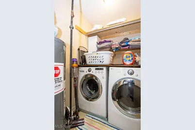 6473 Saint Leger Avenue NE, Canton, OH 44721 - Photo 38