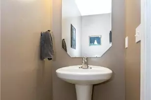 6473 Saint Leger Avenue Northeast, Canton, OH 44721 - Photo 20