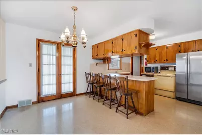 2592 Nadyne Drive, Youngstown, OH 44511 - Photo 6