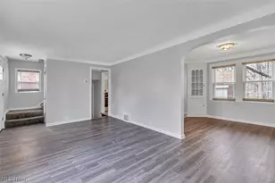 5194 Homewood Ave, Maple Heights, OH 44137 - Photo 4