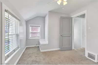 5194 Homewood Avenue, Maple Heights, OH 44137 - Photo 16