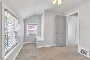 5194 Homewood Ave, Maple Heights, OH 44137 - Photo 16