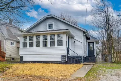 1817 12th Street SE, Massillon, OH 44646 - Photo 2