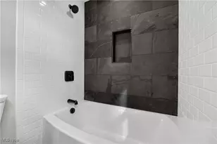 12005 Auburn Rd, Chardon, OH 44024 - Photo 24