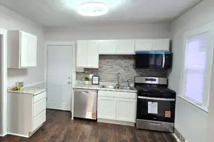 10909 Nelson Ave, Loveland, OH 44105 - Photo 2