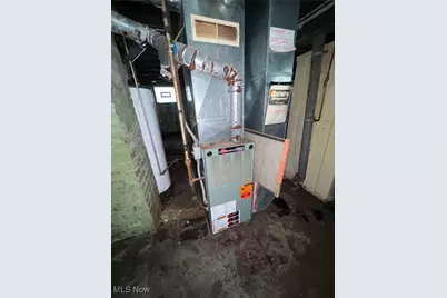 2137 12th Street SW, Akron, OH 44314 - Photo 10