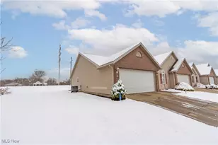 1425 Channonbrook Street SW, Canton, OH 44710 - Photo 2