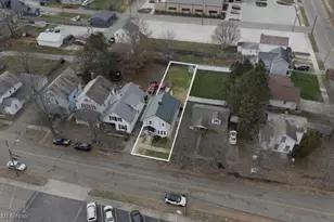 142 4th St NE, New Philadelphia, OH 44663 - Photo 8