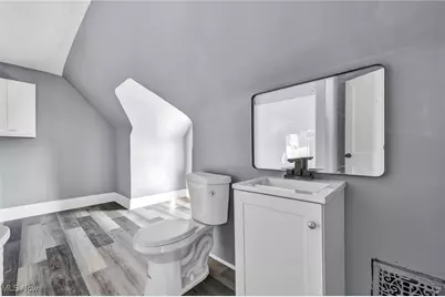 10112 Kinsman Road, Loveland, OH 44104 - Photo 46