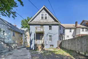 10112 Kinsman Rd, Loveland, OH 44104 - Photo 6