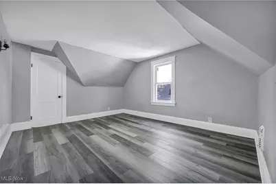 10112 Kinsman Road, Loveland, OH 44104 - Photo 42