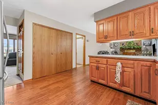 487 Hilbish Ave, Akron, OH 44312 - Photo 8