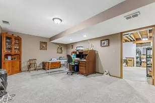 487 Hilbish Ave, Akron, OH 44312 - Photo 30