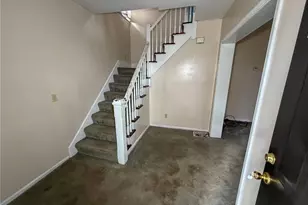 9 Prospect St, Lisbon, OH 44432 - Photo 8