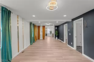 2276 W 41st St, Loveland, OH 44113 - Photo 6