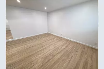 311 High Avenue, Niles, OH 44446 - Photo 2