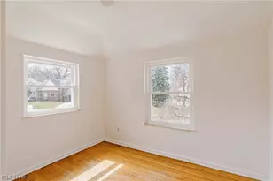 1911 Beverly Hills Dr, Euclid, OH 44117 - Photo 20