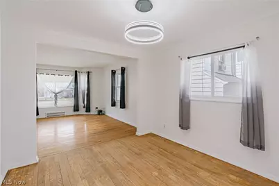 1911 Beverly Hills Drive, Euclid, OH 44117 - Photo 6